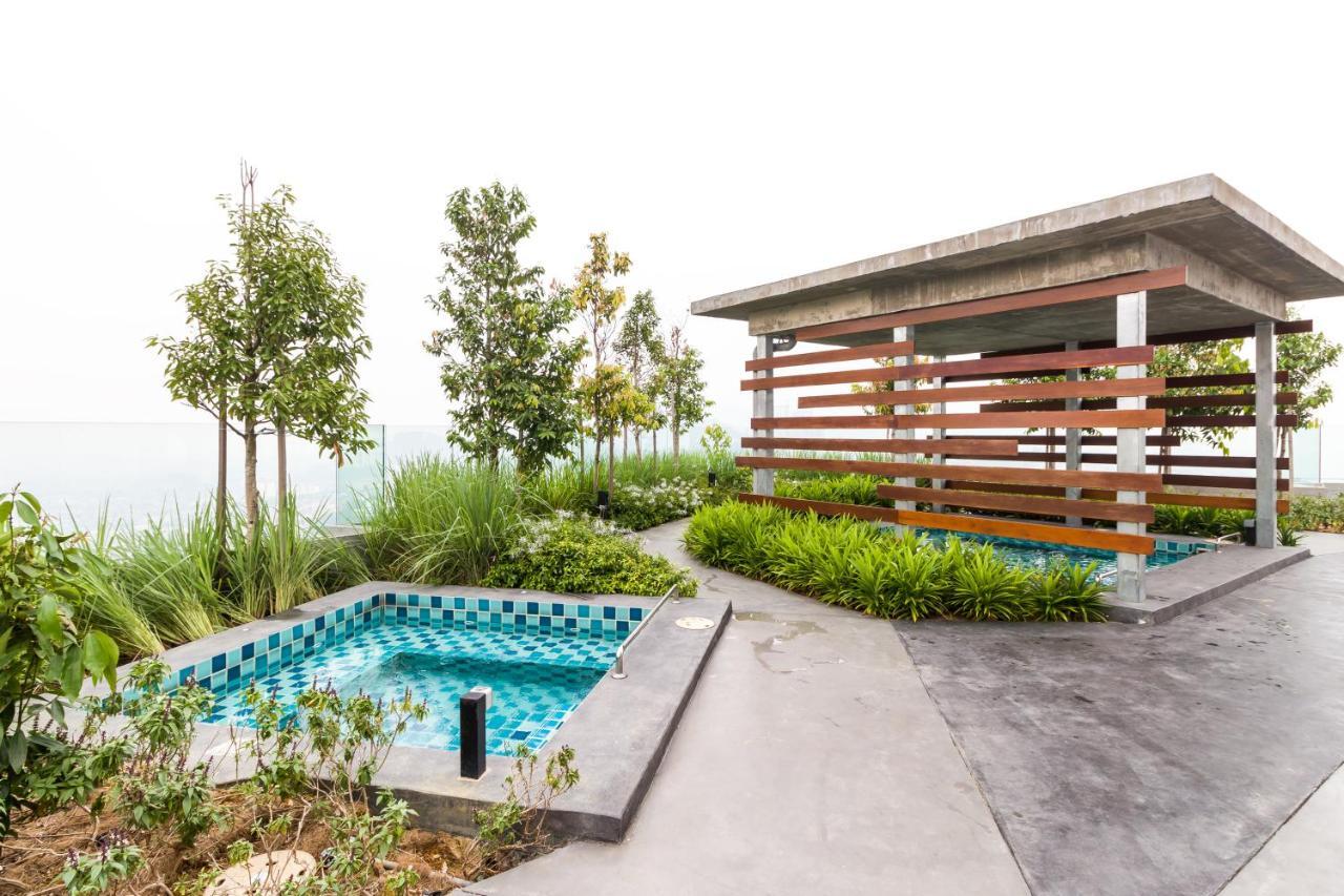 Eko Cheras Premium Suite Kuala Lumpur Luaran gambar