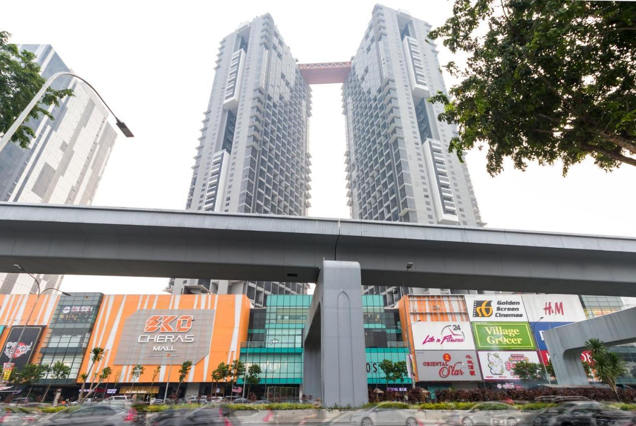 Eko Cheras Premium Suite Kuala Lumpur Luaran gambar