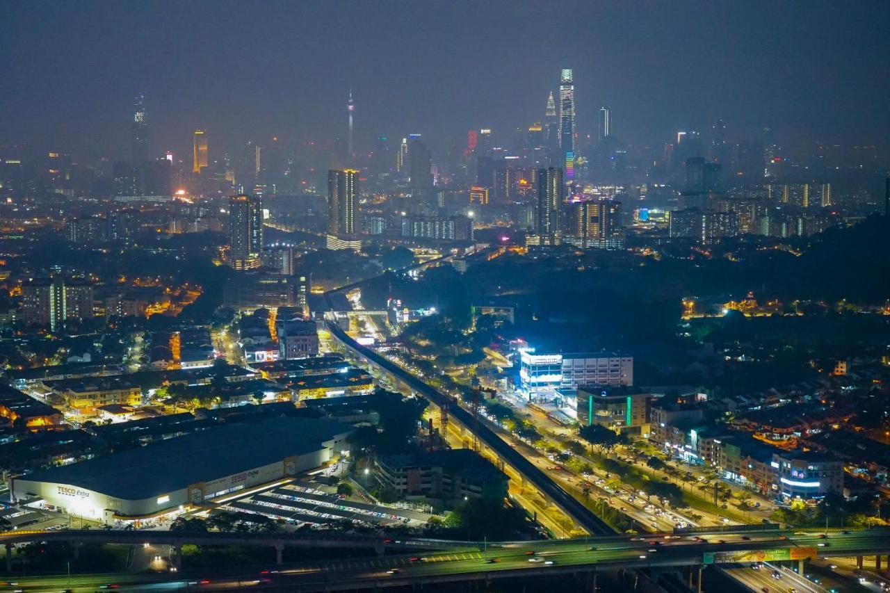 Eko Cheras Premium Suite Kuala Lumpur Luaran gambar