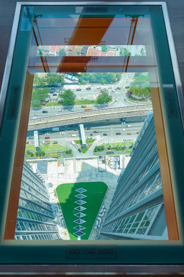 Eko Cheras Premium Suite Kuala Lumpur Luaran gambar